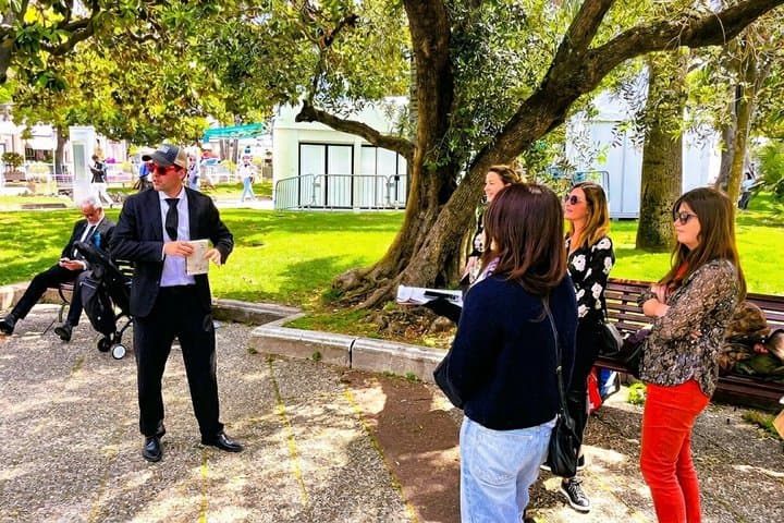 Festival Palace & La Croisette immersive tour with an actor guide