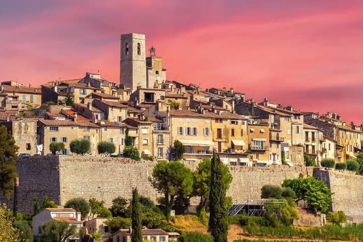 Sensory Guided Tour in Saint-Paul de Vence Medieval Village