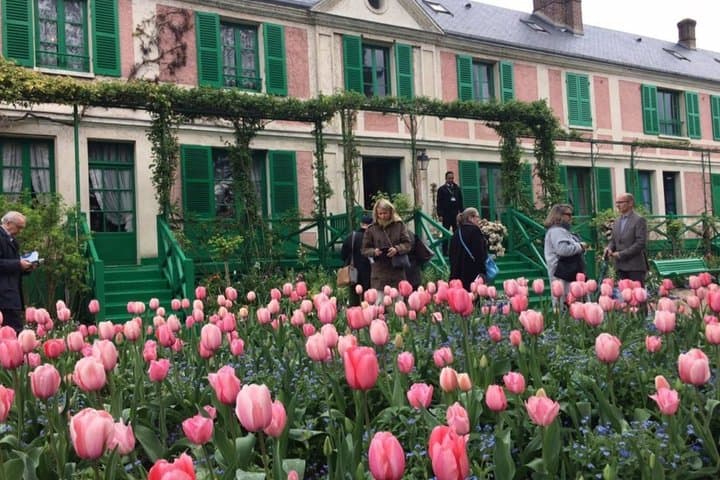 From Paris Day Tour to Giverny and Van Gogh Auvers sur Oise