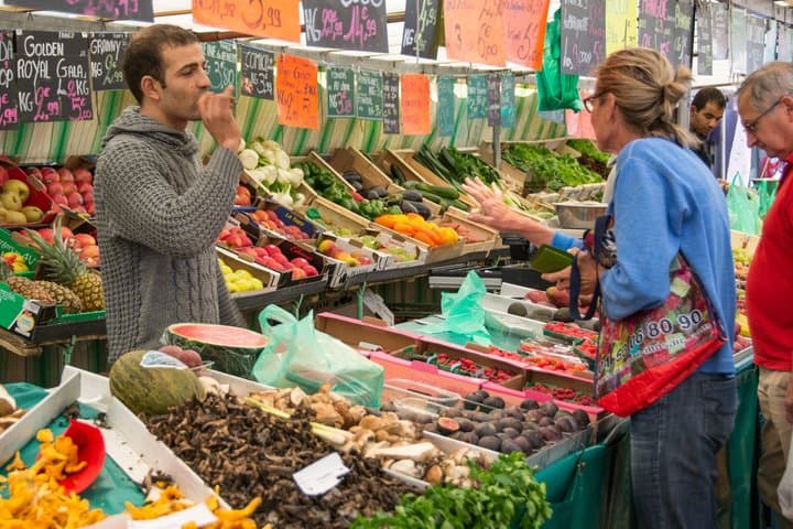 Hidden Treasures of Paris: Secret Passages & Culinary Discoveries