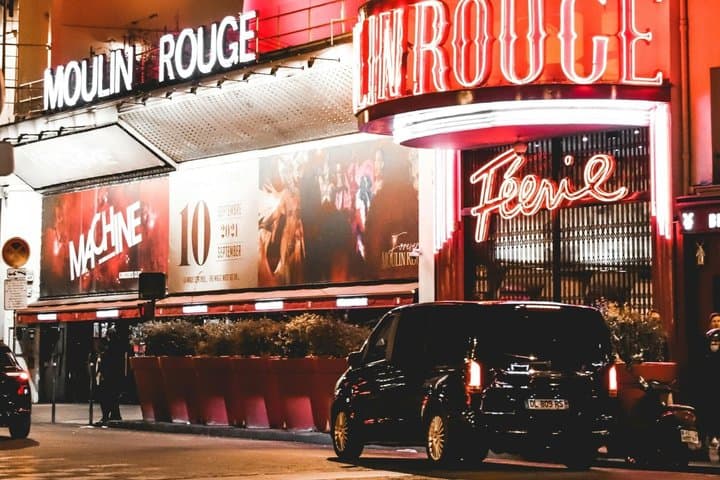Private Paris City Tour & Shopping Experience with Chauffeur