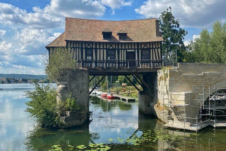 Monet’s Gardens & Vernon Old Mill - Small Group(2-6) from Paris