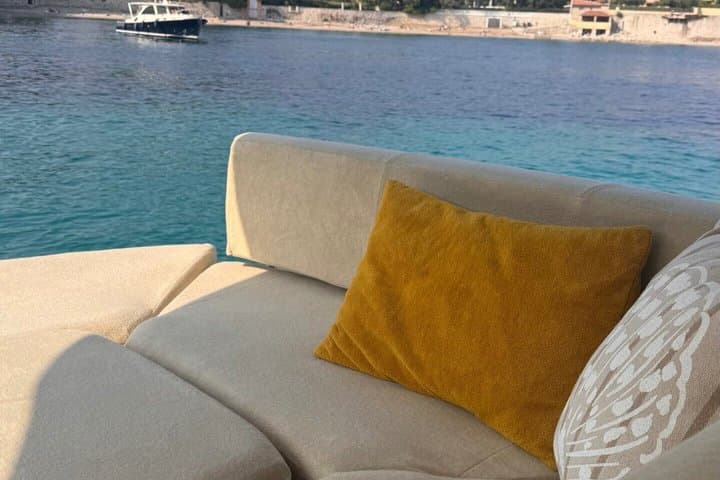 Prestige 38 Yacht Cruise on the French Riviera