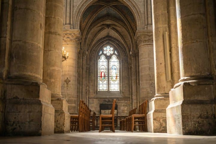 Paris Notre-Dame Tour with Scheduled Group Access