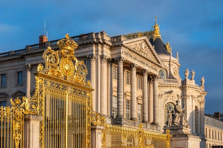 Versailles from Rouen | Private Roundtrip Transfer