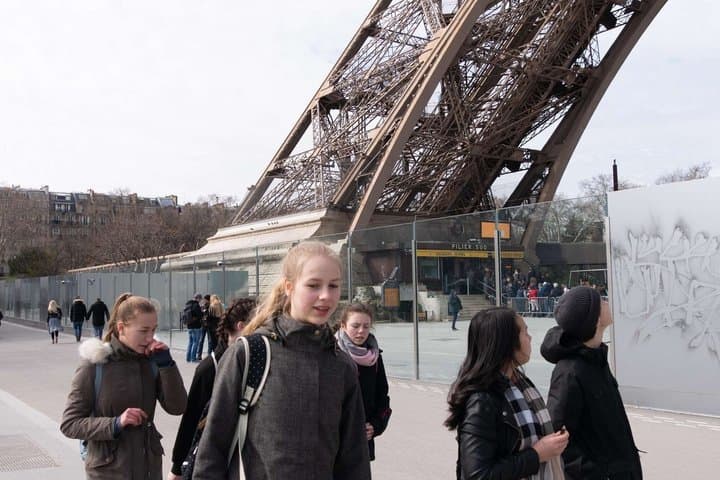 Paris Small Group City Tour by Minibus and Seine Cruise