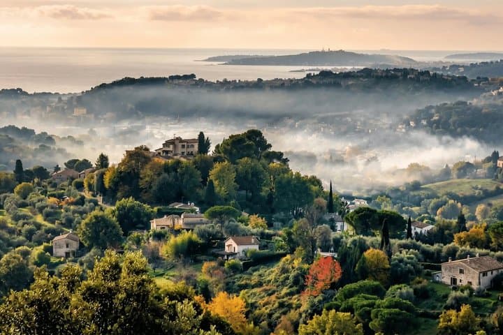 Sensory Guided Tour in Saint-Paul de Vence Medieval Village