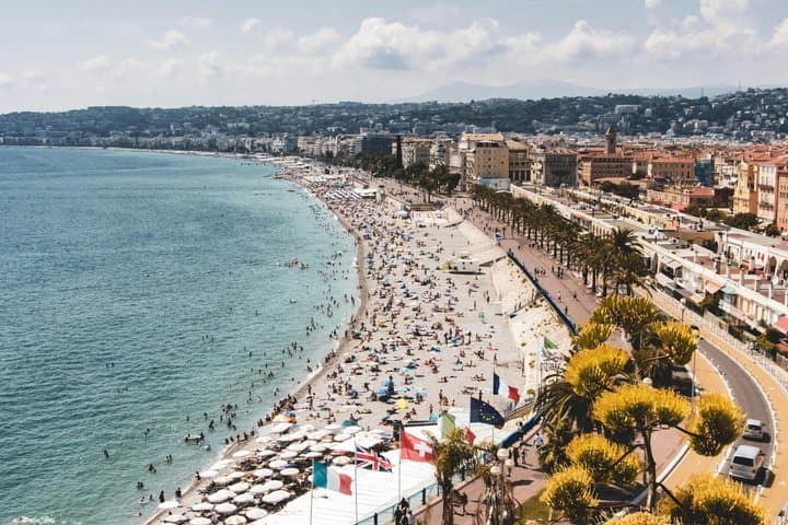 Tipsy in Nice: Old Town Secrets & Sunset Beach Apéro Delivery