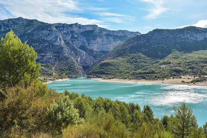 Verdon canyon, lavender of Valensole & Moustiers-Sainte-Marie