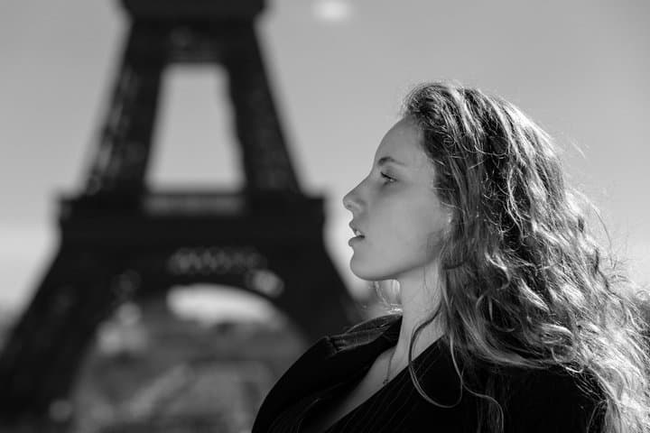 Paris Artistic Portrait Photoshoot Experience