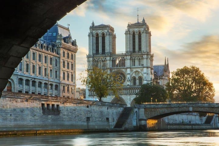 Paris Notre Dame Cathedral Audio Tour (Without a Ticket)