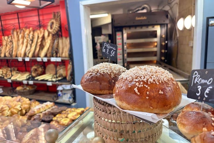 Marseille Street Food and Guided Sightseeing Walk
