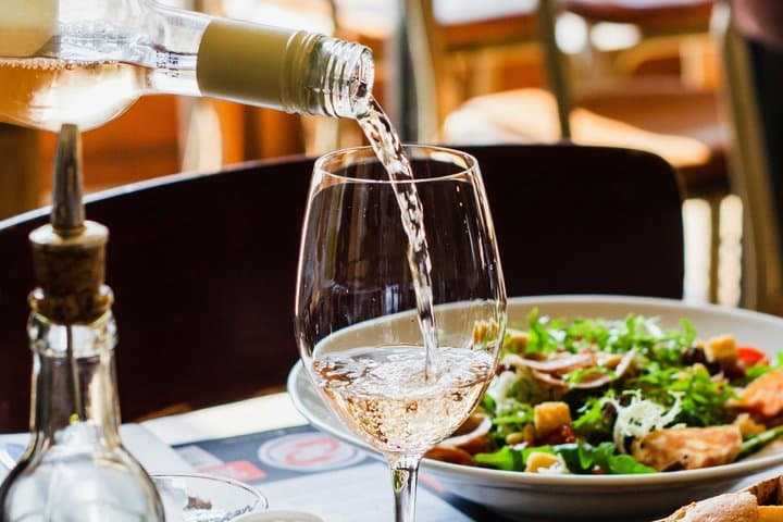 Private Luxury Wine Shore Excursion from Saint-Tropez Port