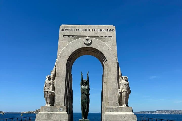 Scenic Drive in Marseille with a Private Driver
