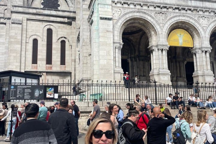 Visit PARIS à la carte Self Tailored Tour