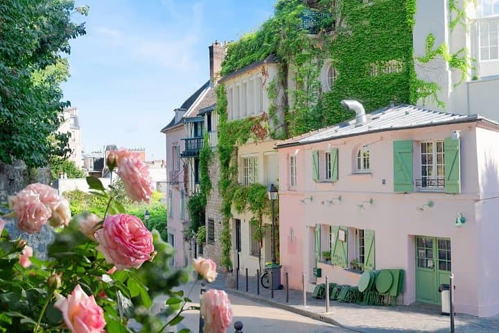 Paris Hidden Gems of Montmartre Walking Tour