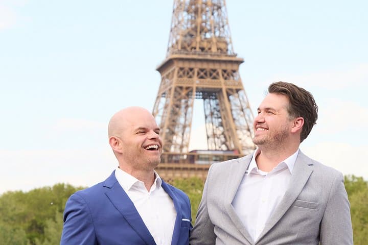 Paris Eiffel Tower Photo Shoots & Surprise Proposals