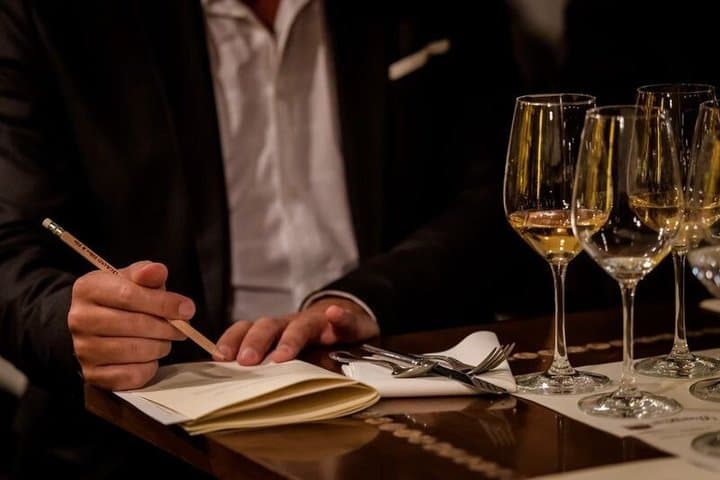Exclusive Wine and Cheese Tasting at Parisian Wine House