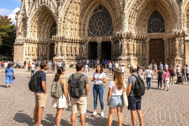 Private Champagne Day Trip - Two Vineyards of Reims & Lunch