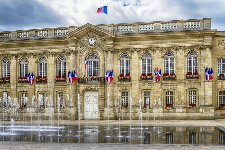 Paris Private Transfer to and from Major Train Stations - Hotels