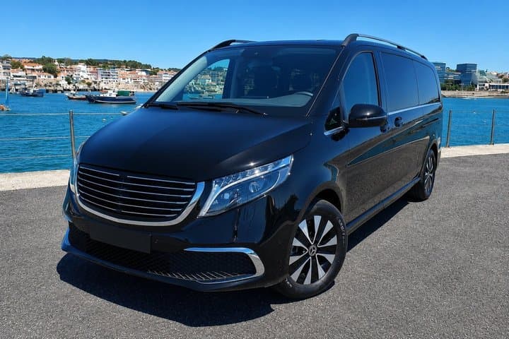 Lyon Airport Private Transfer to and from City Center