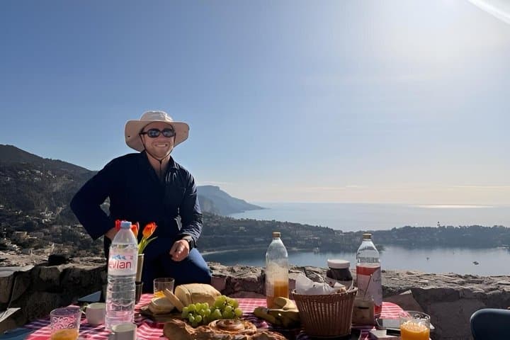 Starry Breakfast in 4x4 Flavors and Views of the French Riviera