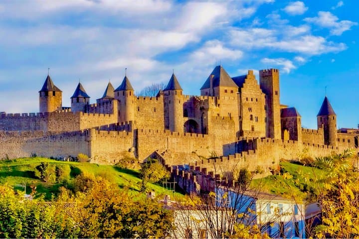Discovery of Fortresses Carcassone and Salses Tour