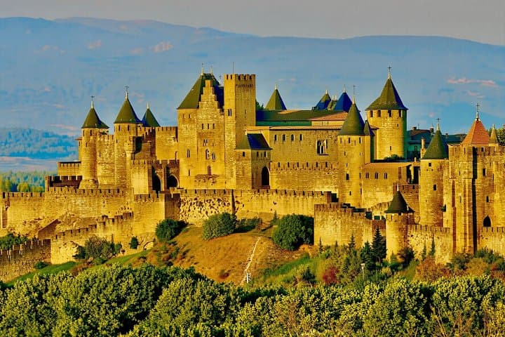 Discovery of Fortresses Carcassone and Salses Tour
