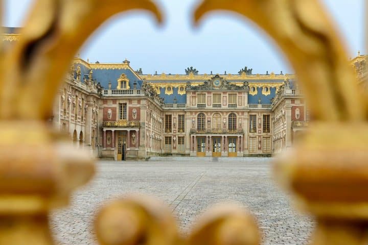 Versailles Palace and Gardens Small Group Tour