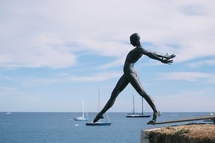 Hidden Art and History of Antibes 4 Museums Walking Experience