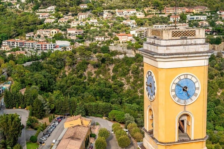 Hello Menton: Private 2-Hour Intro City Walk with Local Guide