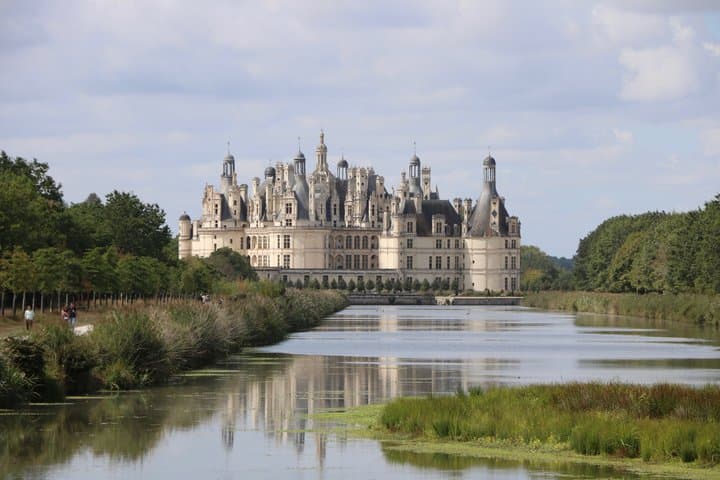 Private Luxury Loire Valley Castles Tour from Paris