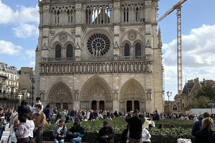 Paris Top 15 Attractions Tour Eiffel Tower Louvre Champs Elysees
