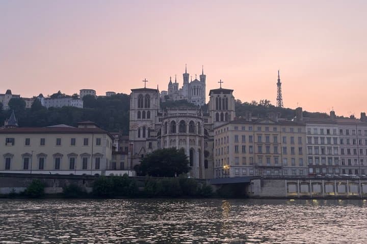 Lyon Private Walking Tour (日本語/English)