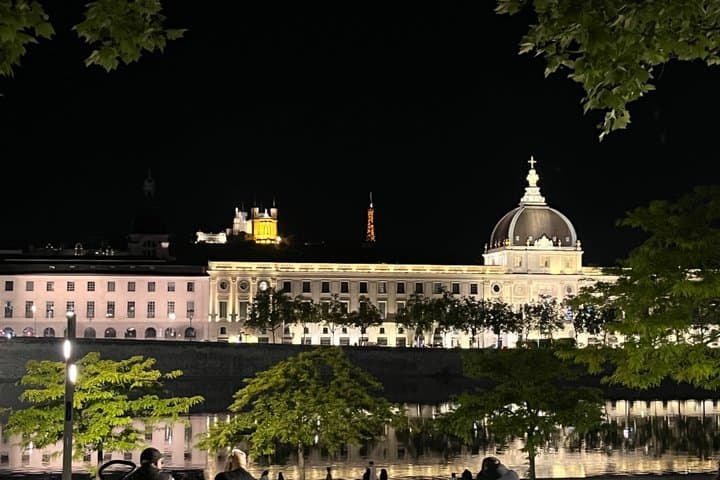 Lyon Private Walking Tour (日本語/English)