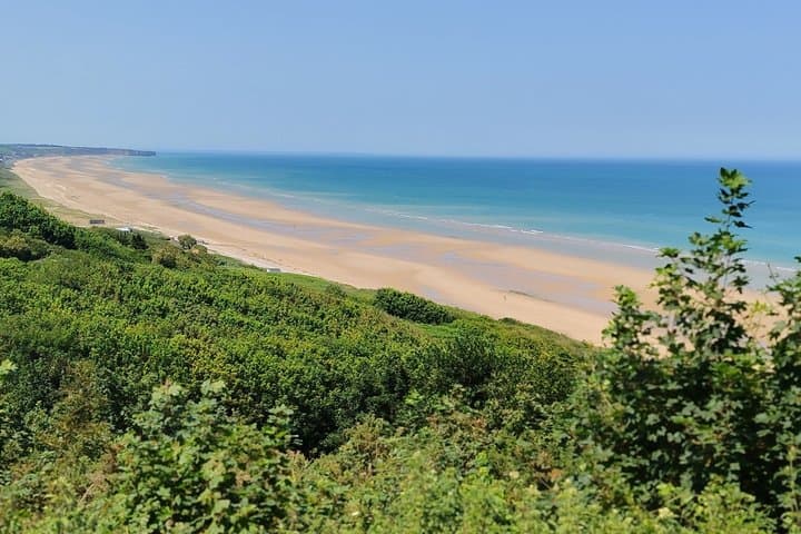 Private Day Tour Omaha beach and Pointe du Hoc