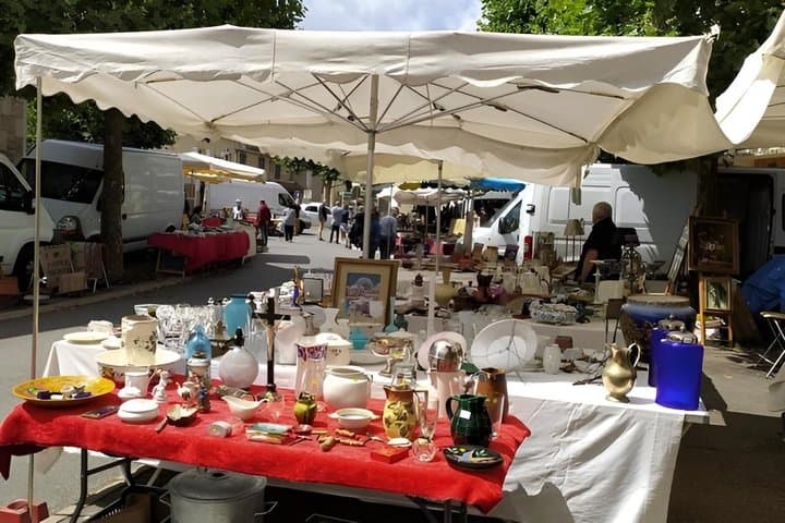 Private Sunday Antiques Treasure Hunt in Normandy with Lunch