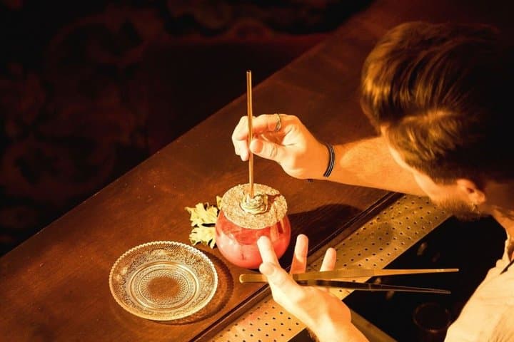 Cocktail & food pairings on a secret rooftop