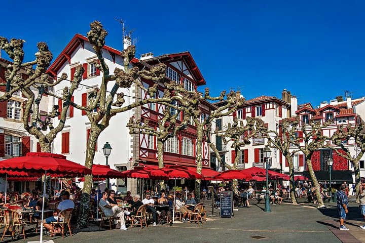 Private Basque Coast Shore Tour to St Jean de Luz