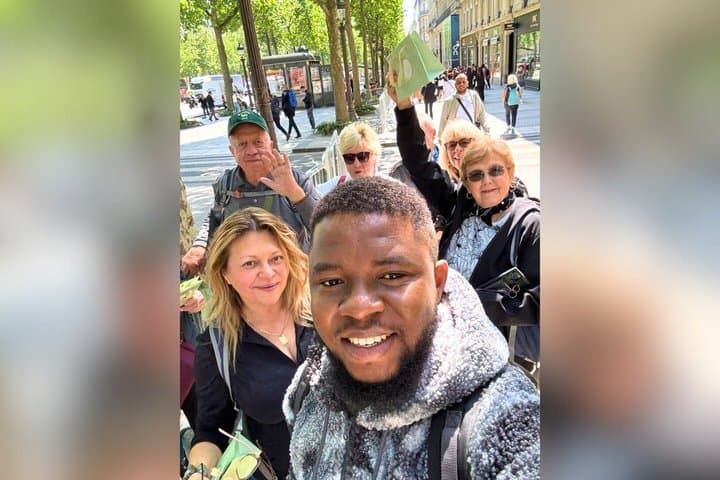 Champs Élysées Tour with Arc de Triomphe or Louis Vuitton Entry
