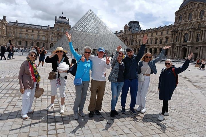 Paris Top 15 Attractions Guided Experience