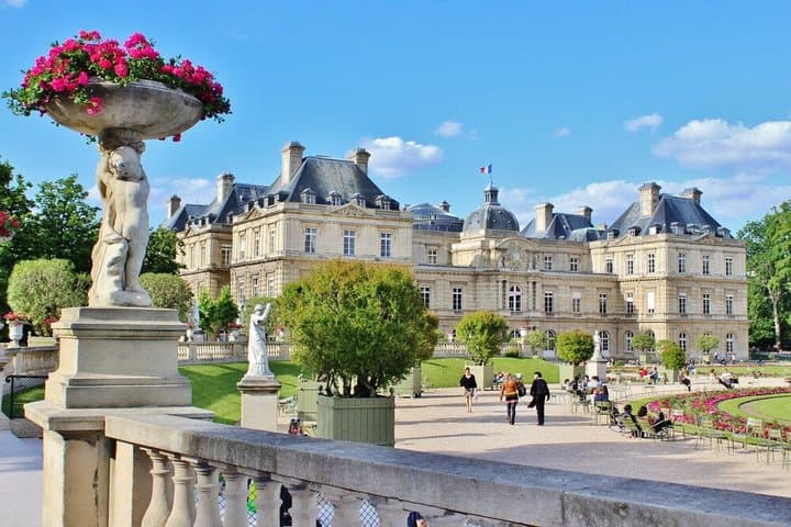 Explore Paris on a Private E Bike Tour