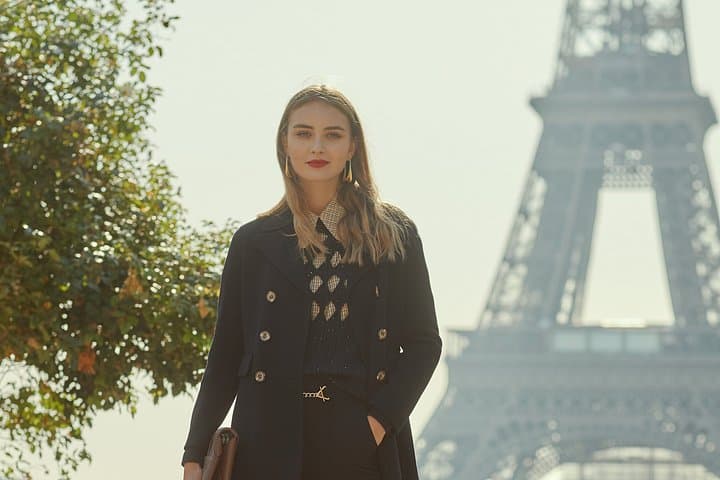 Paris Eiffel Tower Photo Shoots & Surprise Proposals