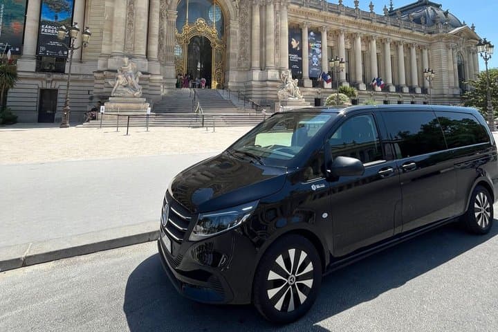 Deauville to Paris: Private Transfer – Door-to-Door