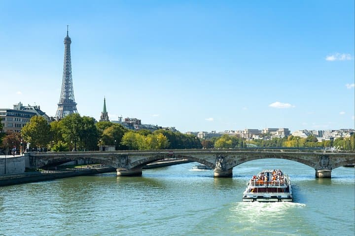 Rouen Shore Excursion: Private Day Trip to Paris