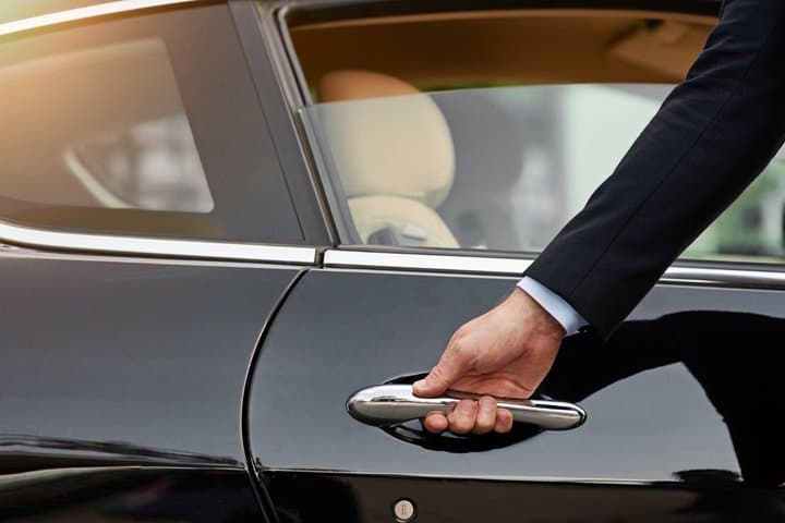Private Transfer from Paris to Paris Charles de Gaulle Airport