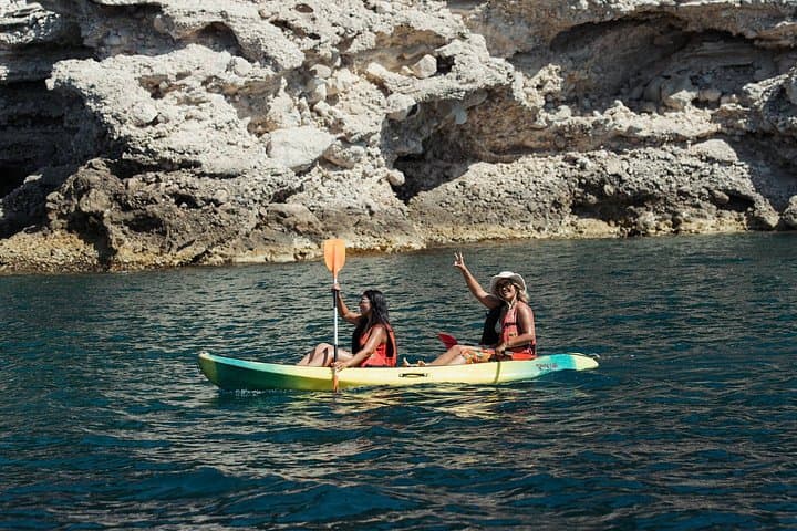 Ideal kayak trip to explore the beauty of the blue coast