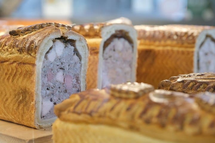 Private Wine and Food tour in Le Marais with a Gastronomy Expert