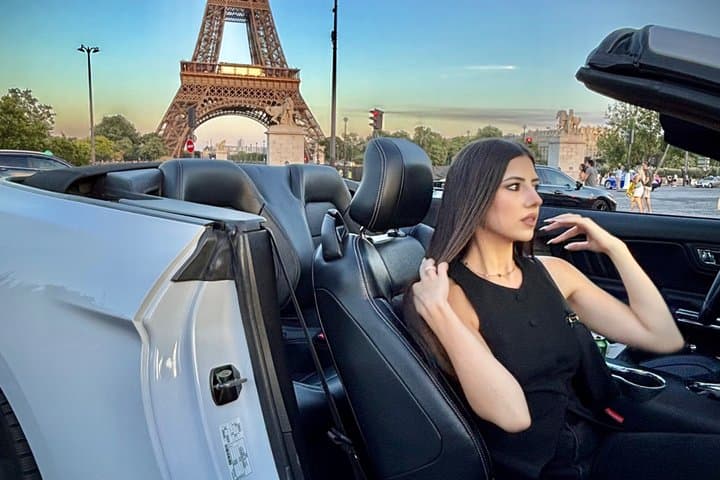 Paris in Mustang convertible - Luxury city tour