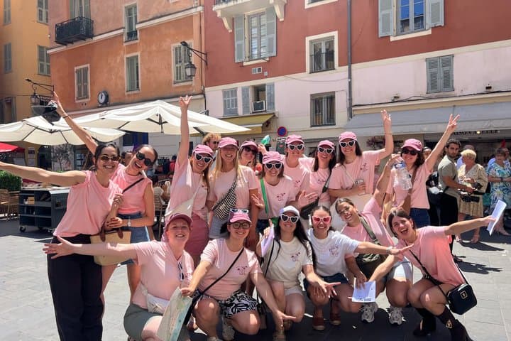 Nice: Private Treasure Hunt special bachelorette party